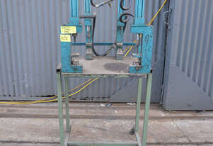 4 station hydraulic press tube punch 6mm hole on stand