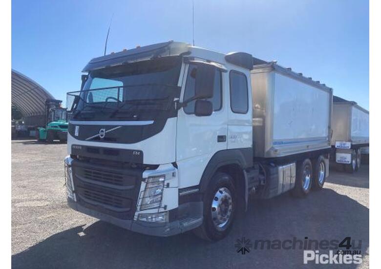 Buy Used Volvo Fm Series Tipper Trucks In Listed On Machines U