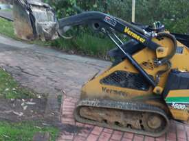 skid steer loader - picture0' - Click to enlarge