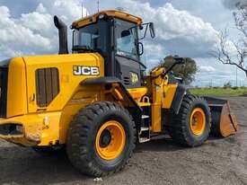 JCB 427 ZX T4 - picture0' - Click to enlarge