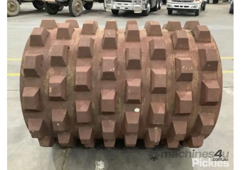 Used Padfoot Roller Drum Single Drum Padfoot Roller in , Listed on