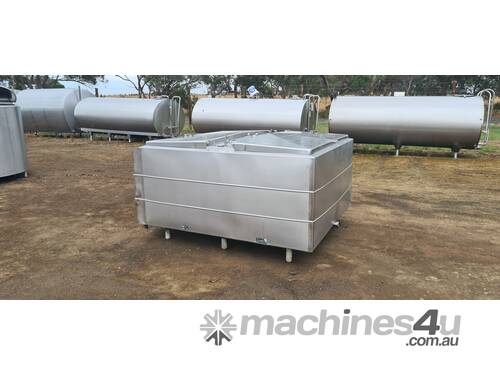 STAINLESS STEEL TANK, MILK VAT 2300lt