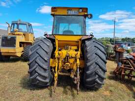 Chamberlain 4080 Tractor with Front End Loader - picture2' - Click to enlarge