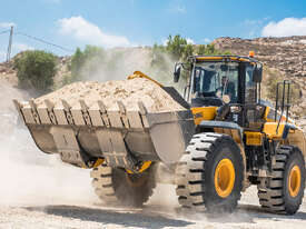 Liugong 877H - 24T Wheel Loader - picture0' - Click to enlarge