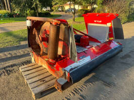 Trimax Stealth  Slasher Hay/Forage Equip - picture0' - Click to enlarge