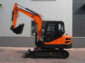 Excavator EM5.5, operating weight of 6010kg, Yanmar Engine 4 cylinder 4TNV94L, Air-Conditioned CAB - picture0' - Click to enlarge