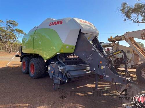 Claas 5300 Quadrant