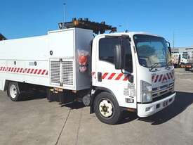 Isuzu NQR450 - picture0' - Click to enlarge