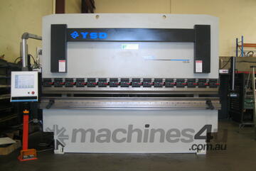 SHAW - YSD 3200 x 135 ton Hydraulic 6 Axis Programmable Controller Pressbrake