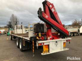 1994 Mitsubishi FV 3/4 Cab Crane Truck - picture2' - Click to enlarge