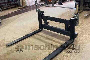 Berrigan Pallet fork 2500kg- CAM *MADE TOUGH IN AUSTRALIA* Berrigan Pallet fork 2500kg- CAM *MADE TOUGH IN AUSTRALIA*