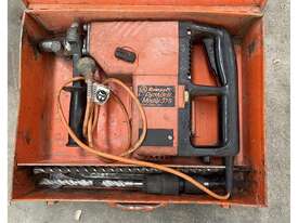 RAMSET DYNA DRILL IN CASE - picture0' - Click to enlarge