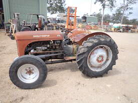 Tractor Massey Ferguson TEF20 diesel - picture2' - Click to enlarge