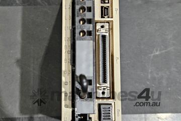   Yaskawa SGD7S-R90A00A002 Servo Drive