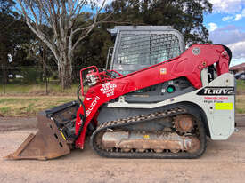 Takeuchi TL10 Skid Steer Loader - picture1' - Click to enlarge