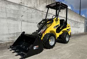 Hyload WTL30 Telescopic Mini Loader (Kubota Tier 4 Engine)