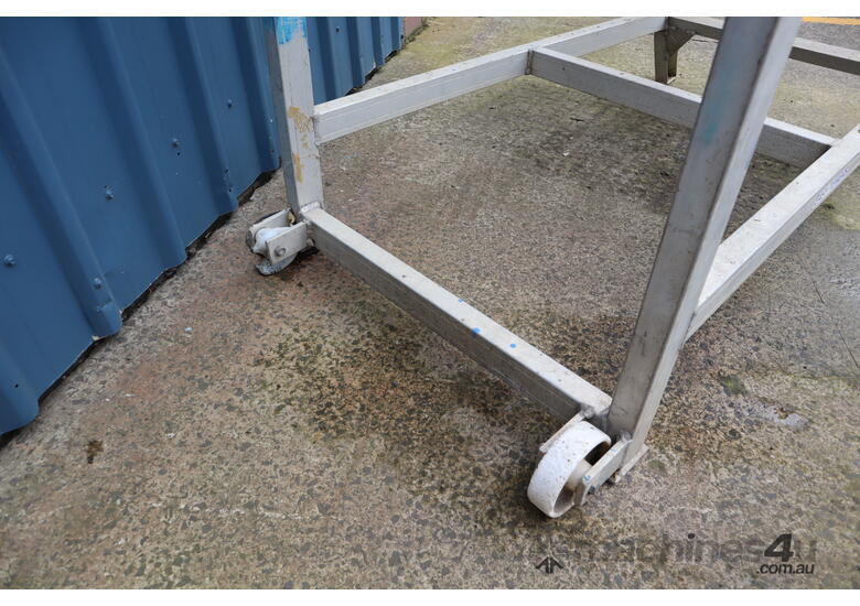 caption Aluminium Access Platform Ladder - Star - 1.5m
