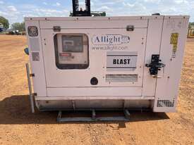 2005 FG Wilson 44 KVA Generator - picture0' - Click to enlarge