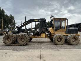 Tigercat 1075 8 Wheel Forwarder - picture0' - Click to enlarge