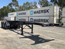 2005 Barker Heavy Duty Tri Axle Tri Axle A-Section Skel Trailer - picture0' - Click to enlarge