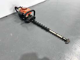 Stihl HS81T Hedger - picture0' - Click to enlarge