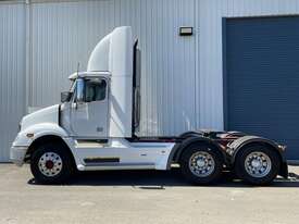 2007 Freightliner Columbia FLX Prime Mover - picture2' - Click to enlarge