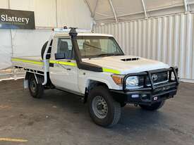 2019 Toyota Landcruiser Workmate - picture0' - Click to enlarge