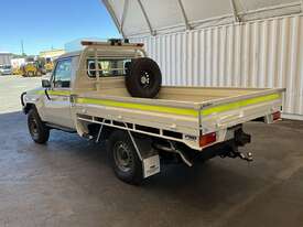 2019 Toyota Landcruiser Workmate - picture2' - Click to enlarge