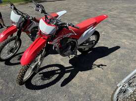 Honda CRF 250F Motorbike - picture0' - Click to enlarge