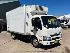 Hino 300 616 - picture0' - Click to enlarge