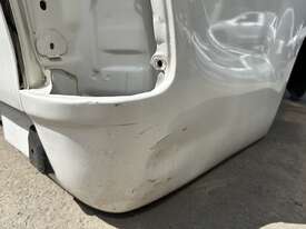 Toyota Hilux SR Tub Tray and Canopy - picture2' - Click to enlarge