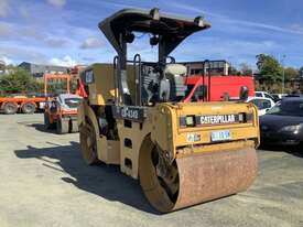 2006 Caterpillar CB434D Vibratory Articulated Roller - picture0' - Click to enlarge