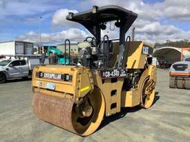 2006 Caterpillar CB434D Vibratory Articulated Roller - picture1' - Click to enlarge