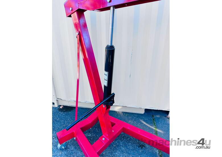 caption 2 Ton Hydraulic Engine Crane Folding Hoist
