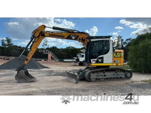 Liebherr R914 Compact G6.1 D Tracked Excavator 