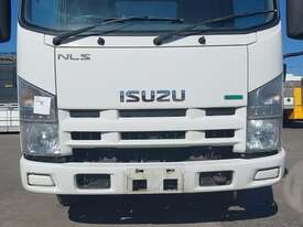 Isuzu NLS200 - picture1' - Click to enlarge