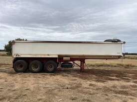 2007 HAMELEX CHASSIS TIPPER TRAILER, 10 STUD - picture0' - Click to enlarge