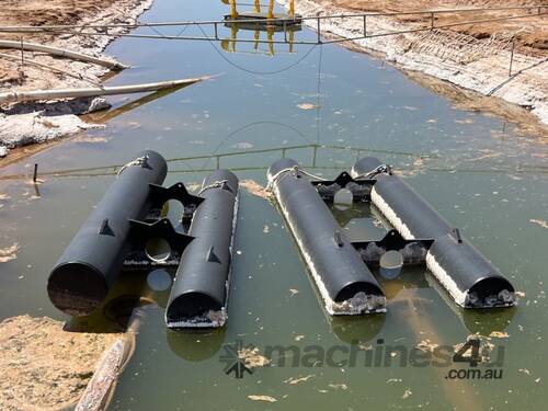 2x Pontoon Mounted Submersible Pumps And Pipe.