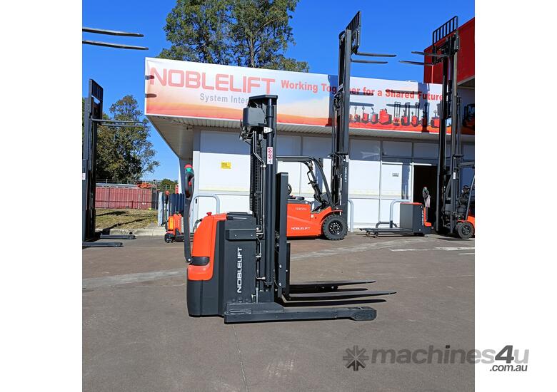 caption NOBLELIFT 1.6T Straddle Leg Walkie Stacker - Triplex Mast 4.3m Lift Height