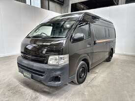 2011 Toyota Hiace Petrol - picture0' - Click to enlarge