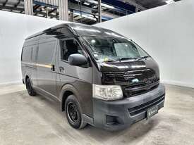 2011 Toyota Hiace Petrol - picture1' - Click to enlarge