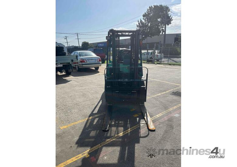 caption Mitsubishi 2.5 Tonne Forklift