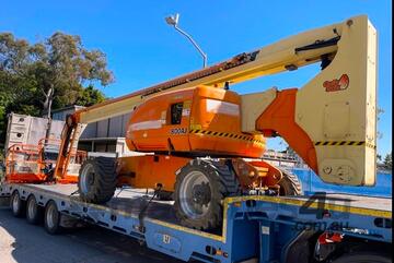 JLG 2008 800AJ 80 foot Articulating Boom Lift