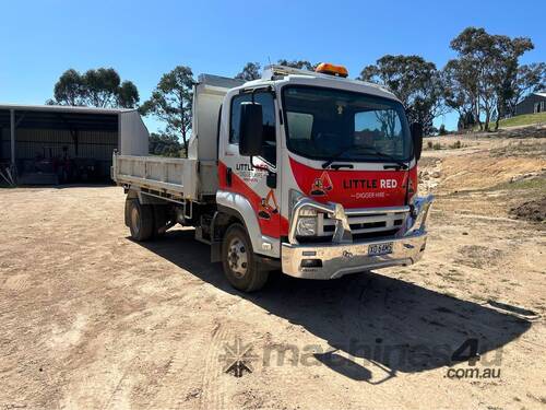 Isuzu tip truck 2012 model Carries 5 tonnes on back of truck tray length 4 meters long x 2,250 width