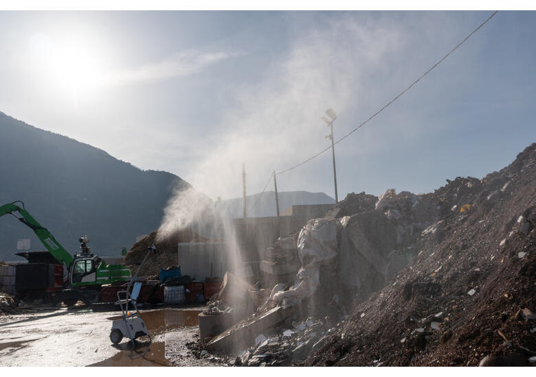 L3 - Dust Control Fogging Lance - Portable and Effective to 20m - EmiControls Italy