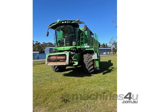 2012 John Deere S660 Combines