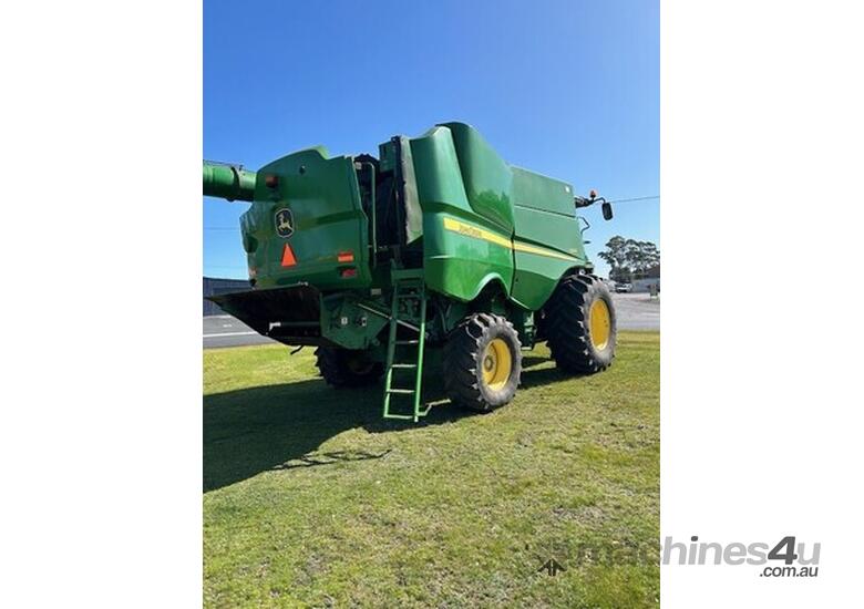 2012 John Deere S660 Combines