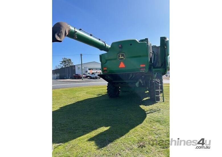 2012 John Deere S660 Combines