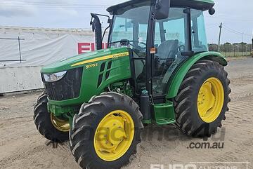 John Deere Unused   5075E