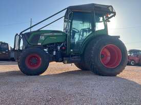 2019 Fendt 211P Vario 4x4 Tractor - picture2' - Click to enlarge